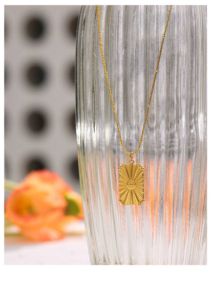 Golden Radiance Pendant Necklace - Stella Sage