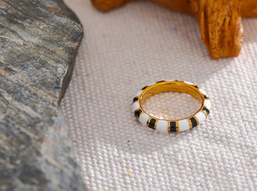 Golden Zebra Ring - Stella Sage
