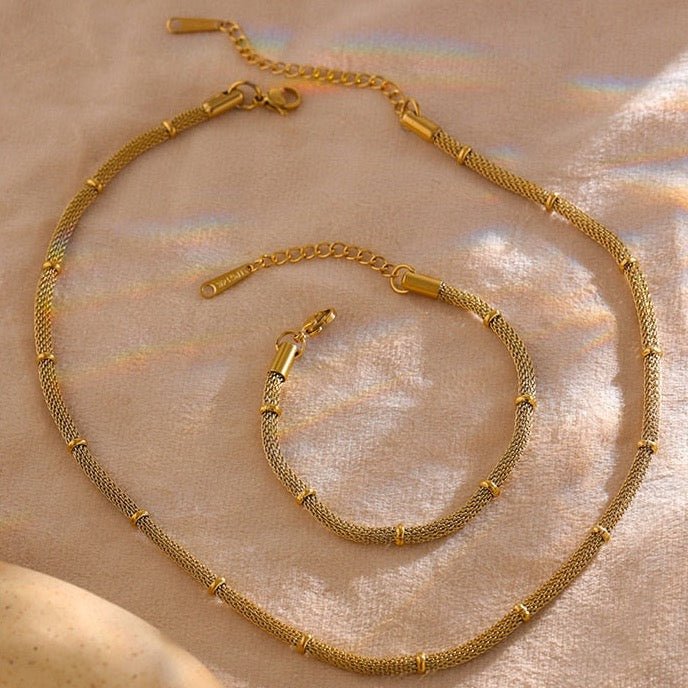 Channeled Statement Necklace & Bracelet